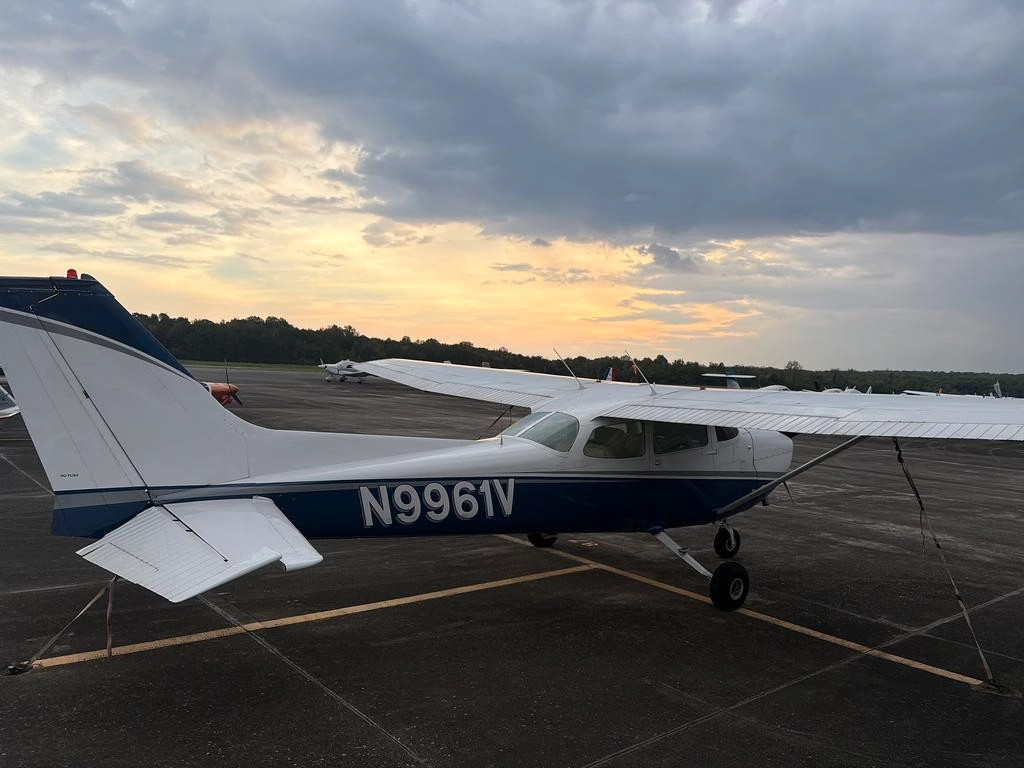 Cessna 172M N9961V